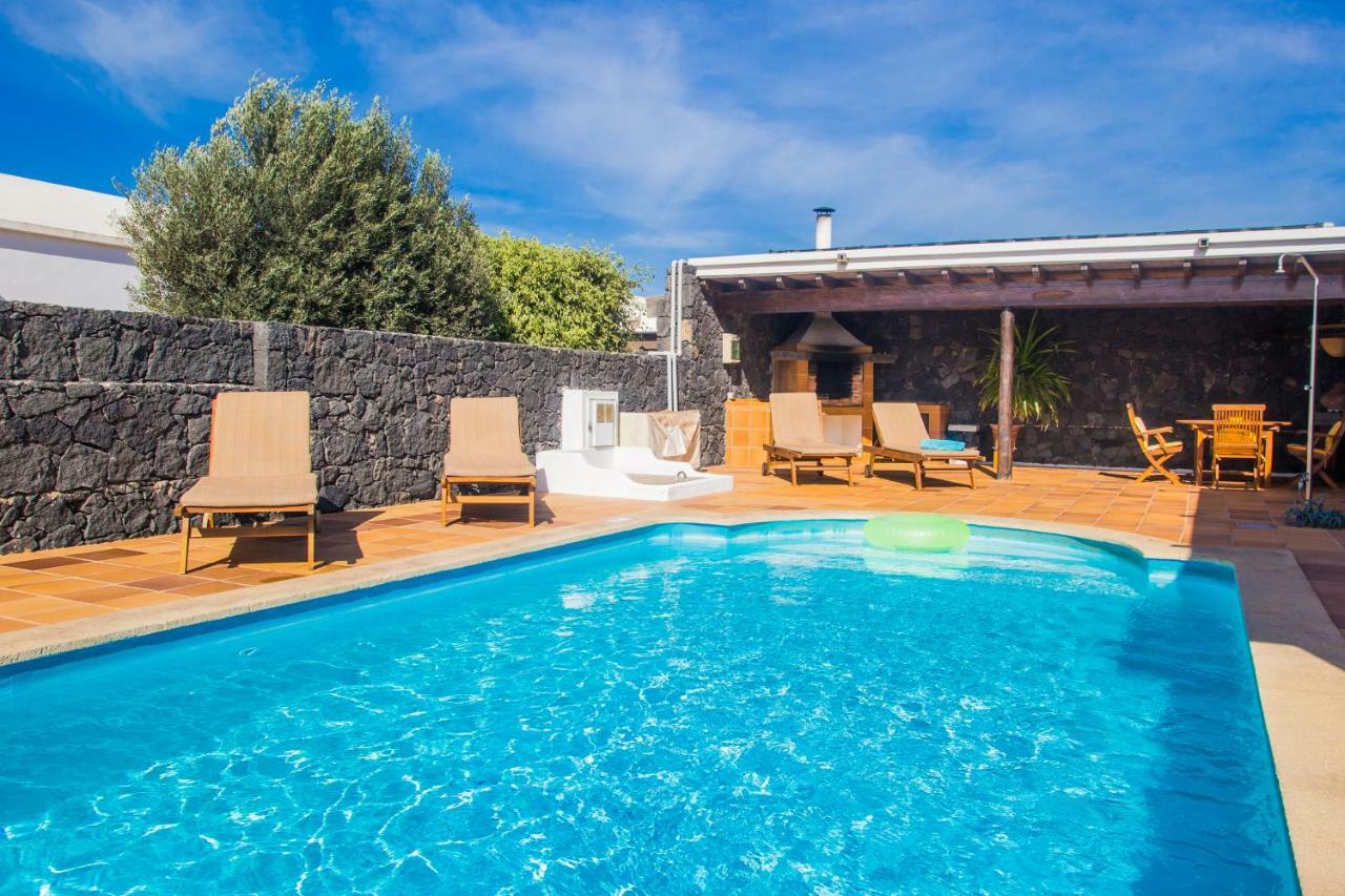 A1 Casas Y Villas Juani Y Juan Lanzarote ซานบาร์โตโลเม ภายนอก รูปภาพ